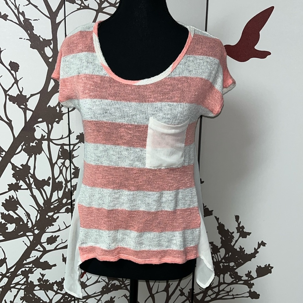 Jella Couture Coral Pink & Cream Size Small Striped Short Sleeve Blouse $25